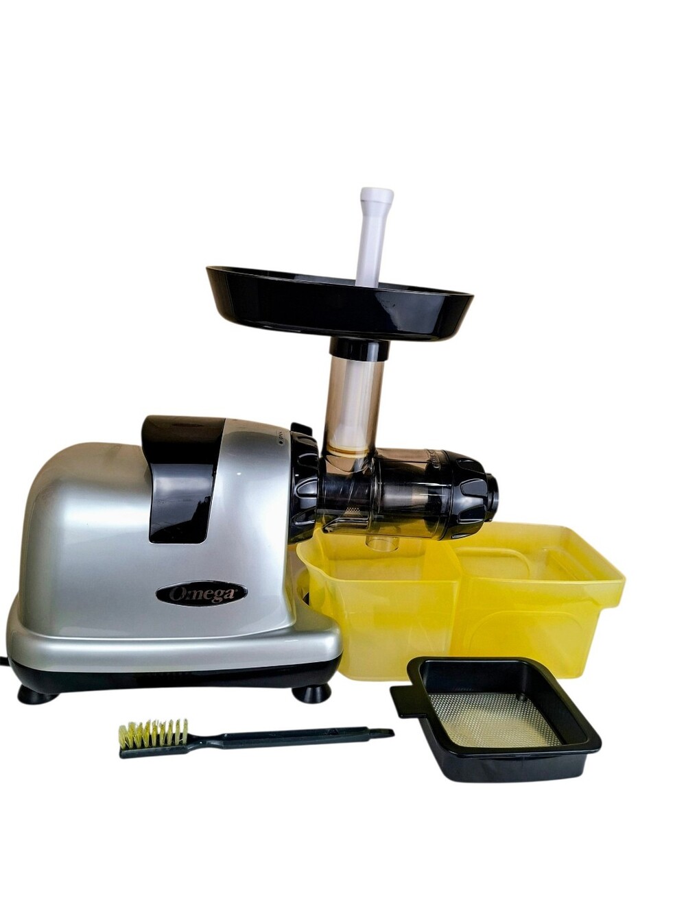 Omega Cold Press Juocer Medium Slow Masticating  Juicer, 200-W